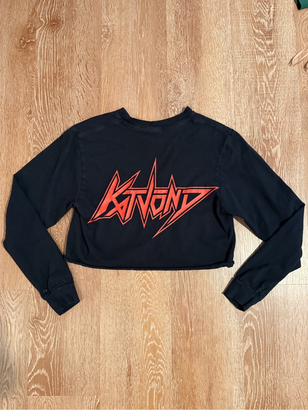 Kat Von D cross music tee
Has been cropped fits XS-S